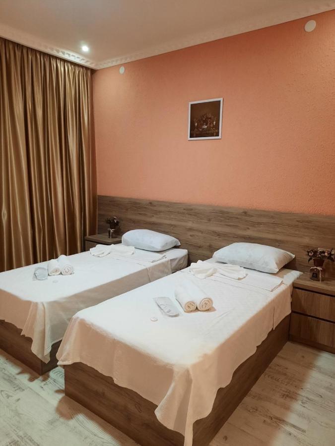 Inaisi Hotel คูทายสิ ภายนอก รูปภาพ