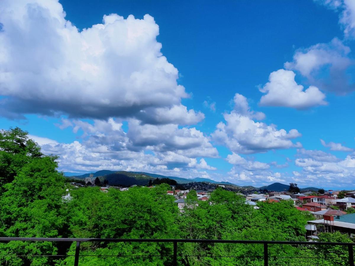 Inaisi Hotel คูทายสิ ภายนอก รูปภาพ