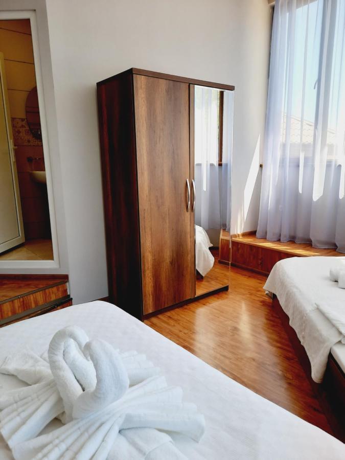 Inaisi Hotel คูทายสิ ภายนอก รูปภาพ
