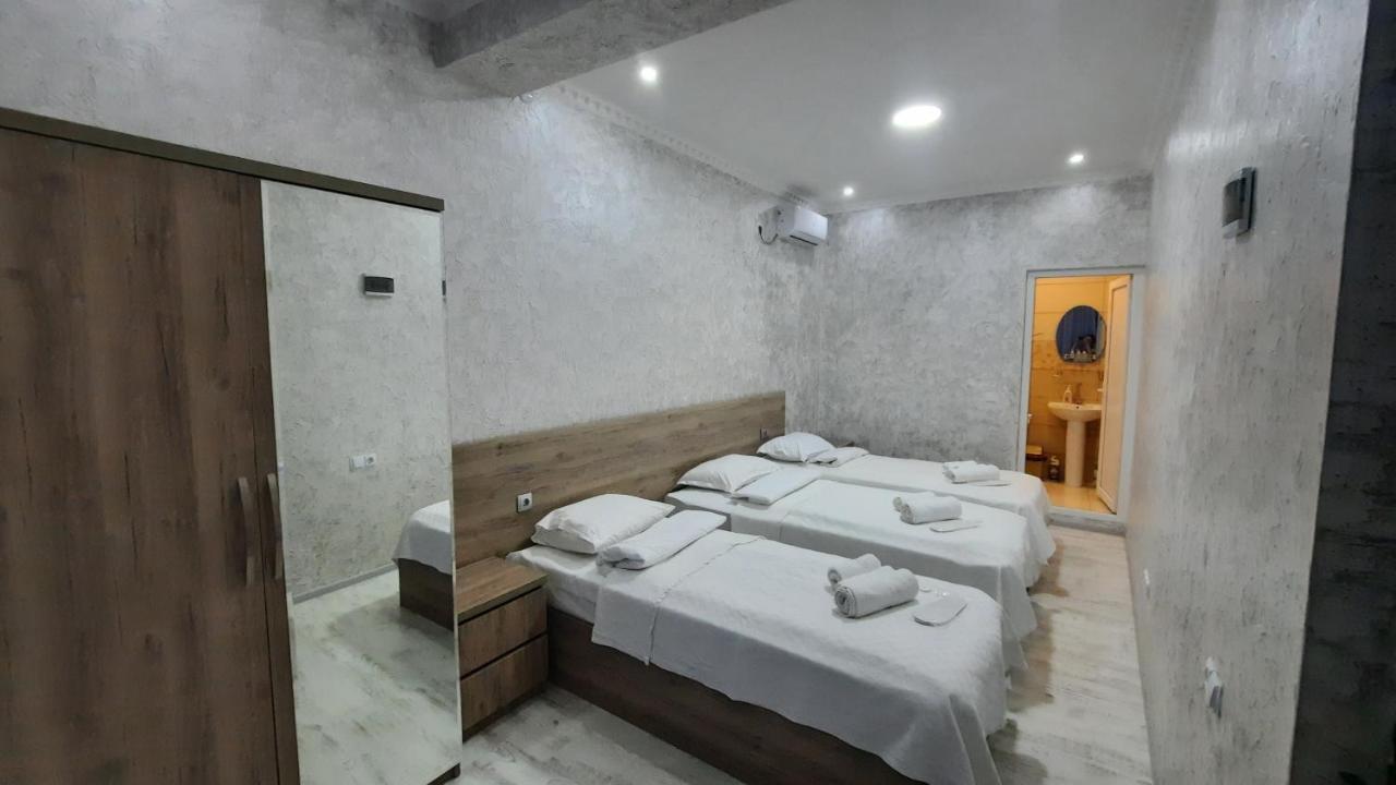 Inaisi Hotel คูทายสิ ภายนอก รูปภาพ