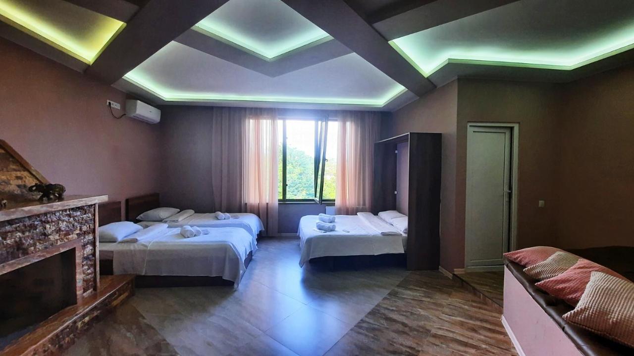Inaisi Hotel คูทายสิ ภายนอก รูปภาพ